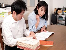 優しくてキレイなお義母さんに恋をしてしまった僕　平岡里枝子　サンプル画像03